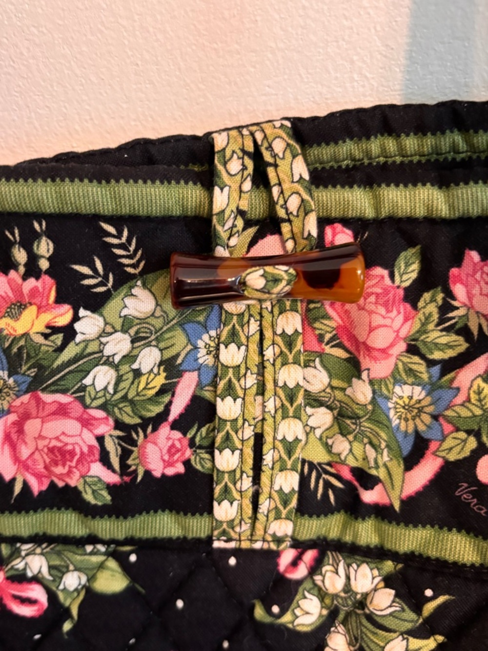 Vintage Vera Bradley large tote bag in the retired "New Hope" pattern - Picture 12 of 16